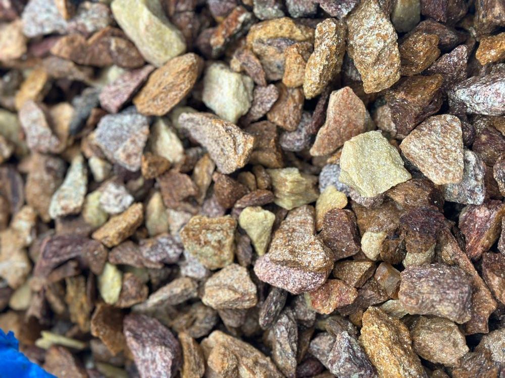 Златолит персиковый декоративная каменная крошка купить в Тольятти