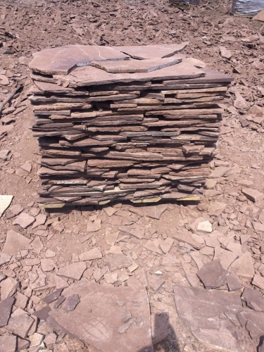 Плитняк лемезит бордовый для цоколя 1,5-2 см купить в Тольятти