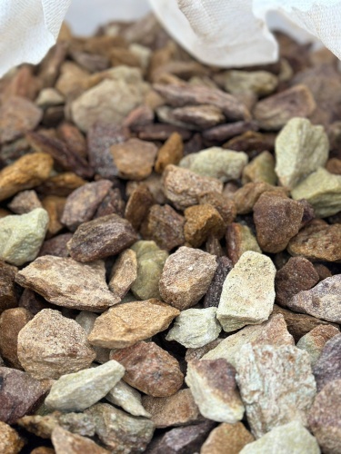 Златолит персиковый декоративная каменная крошка купить в Тольятти