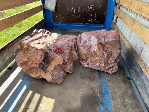 Ландшафтные глыбы красно-фиолетовые 200-1000 килограмм купить в Тольятти