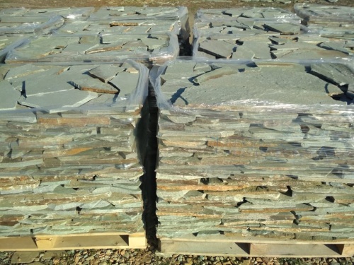 Плитняк златолит зелёный для цоколя, отмостки купить в Тольятти