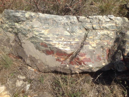 Гигантские зелёные валуны для ландшафтного дизайна весом более 5 тонн купить в Тольятти