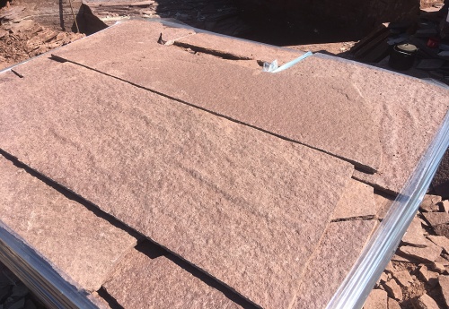 Плитняк лемезит бордовый для облицовки цоколя 20-25 мм  купить в Тольятти