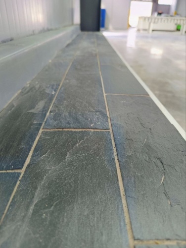 Плитка чёрная из натурального камня фасадная 30 см * 5 см, толщина 7 мм -30 мм купить в Тольятти