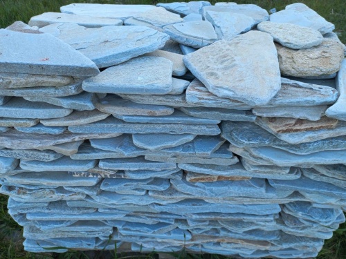 Плитняк златолит зелёный галтованный для цоколя купить в Тольятти